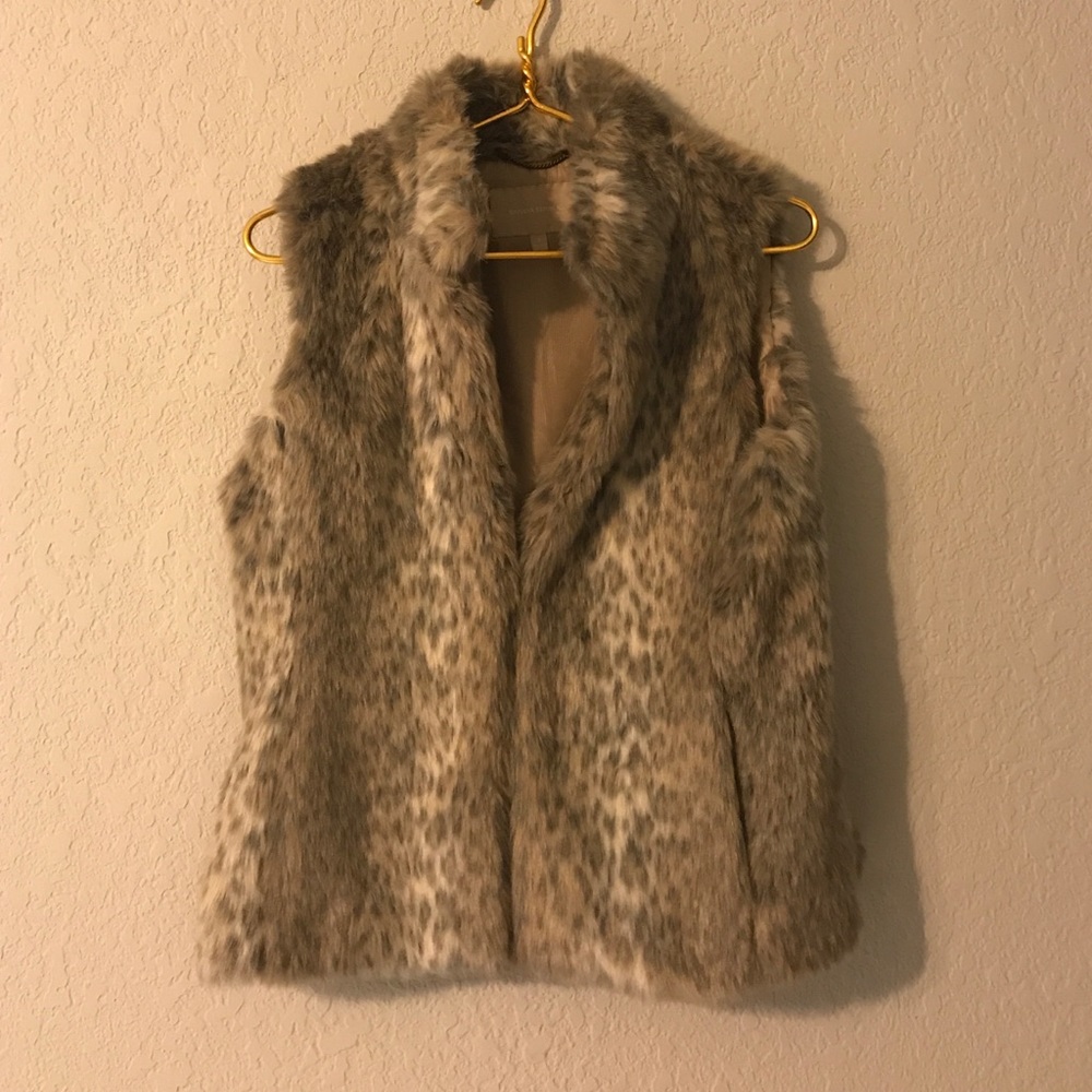 Leopard furry vest